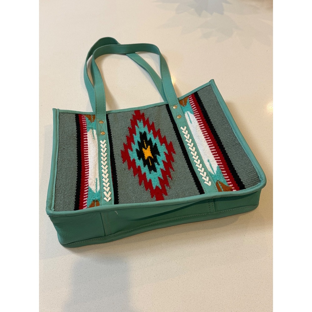 Myra‎ Bag Questa Mesa Aztec  Southwestern Tote Bag Conceal Carry Purse New